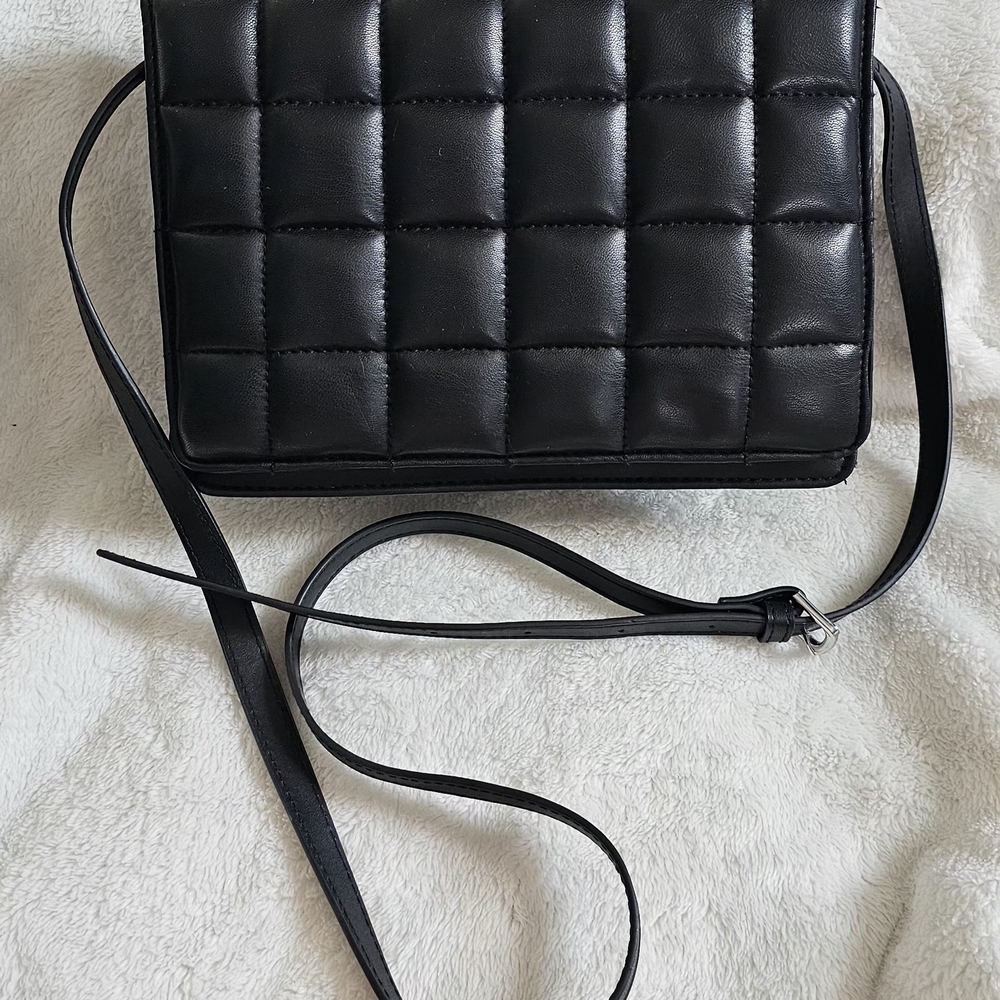 H&M Black Quilted Crossbody Bag